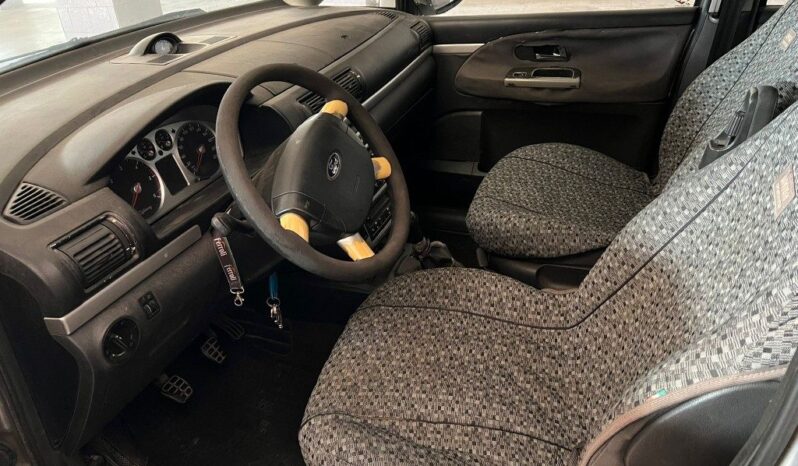 
								Ford Galaxy 1.9 TDI cat .									