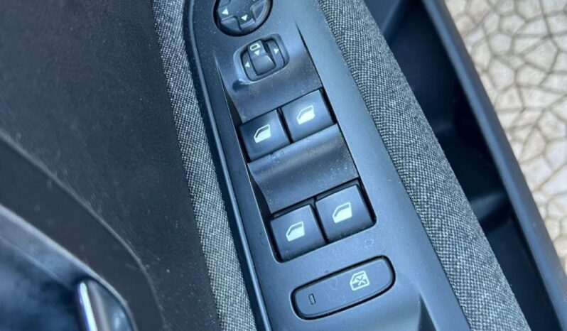 
								Peugeot 3008 BlueHDi 120 S&S EAT6 .									