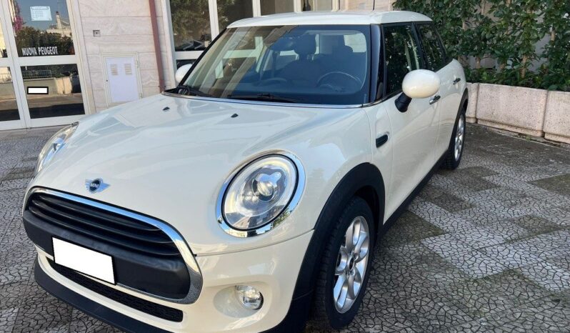 
								Mini 1.5 One D 5 porte .									