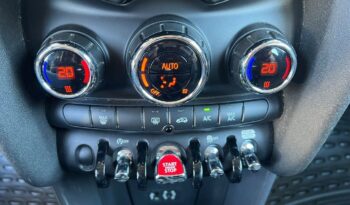 
									Mini 1.5 One D 5 porte .								