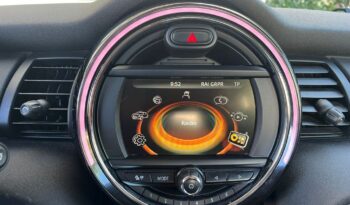 
									Mini 1.5 One D 5 porte .								