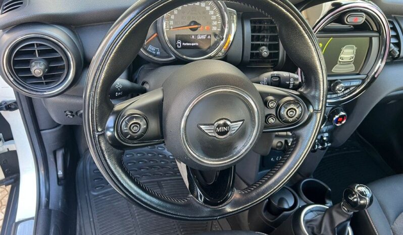 
								Mini 1.5 One D 5 porte .									