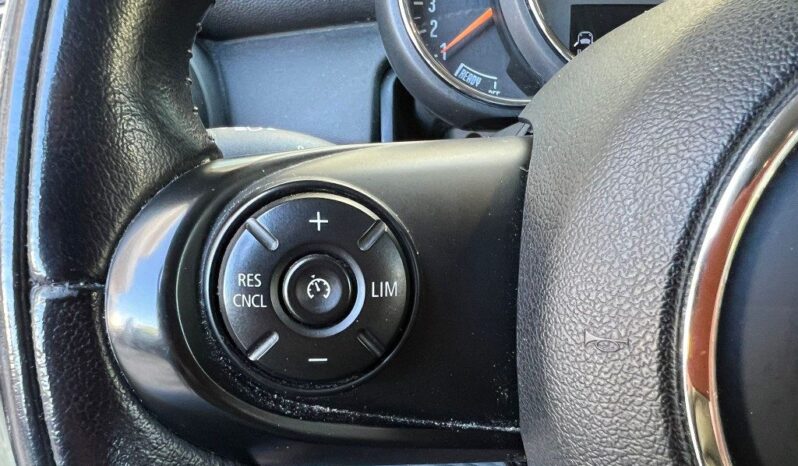 
								Mini 1.5 One D 5 porte .									