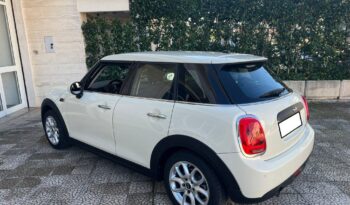 
									Mini 1.5 One D 5 porte .								