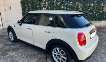 
									Mini 1.5 One D 5 porte .								