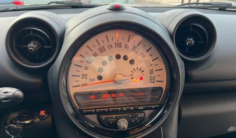 
								MINI Countryman 1.6 D .									