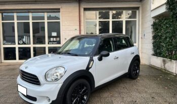 
									MINI Countryman 1.6 D .								