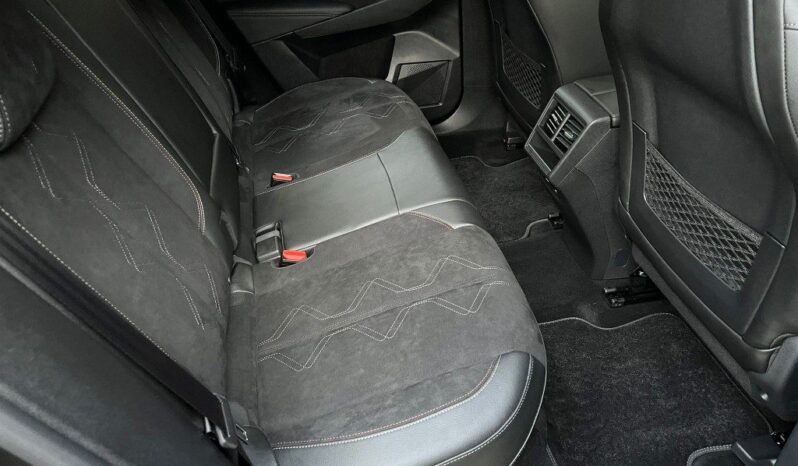 
								DS7 BlueHDi 130 aut. Pallas .									