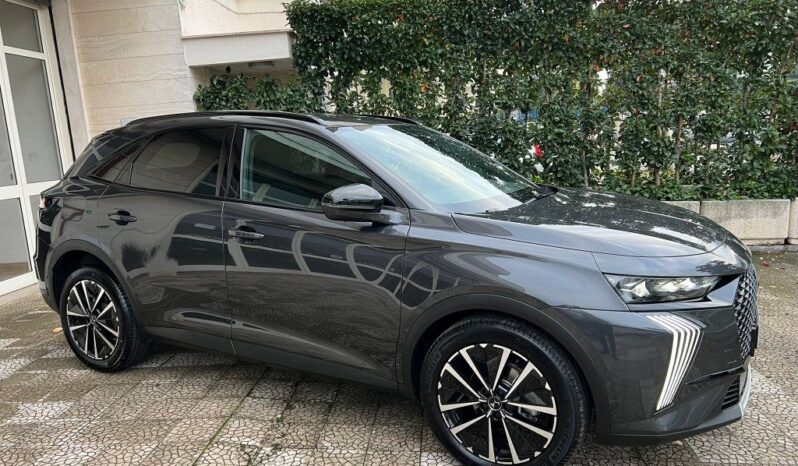 
								DS7 BlueHDi 130 aut. Pallas .									