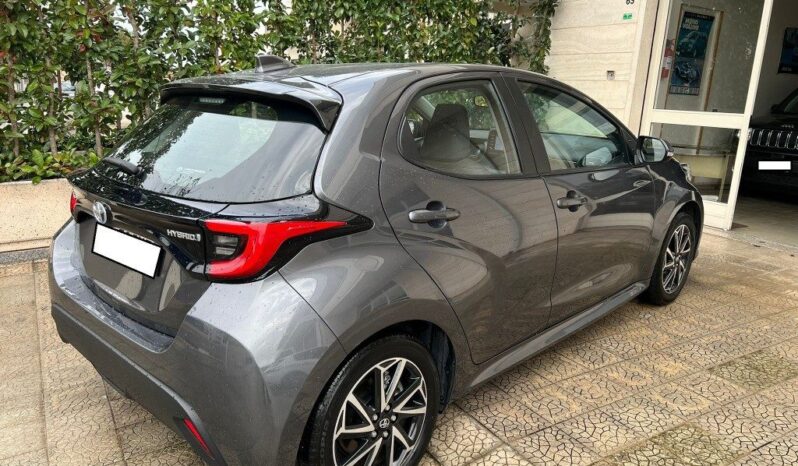 
								Toyota Yaris 1.5 Hybrid 5 porte Trend .									