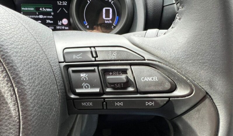 
								Toyota Yaris 1.5 Hybrid 5 porte Trend .									