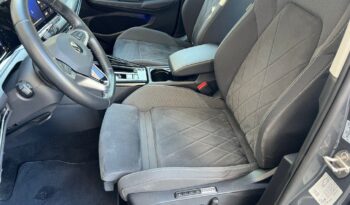 
									Volkswagen Golf 2.0 TDI DSG .								