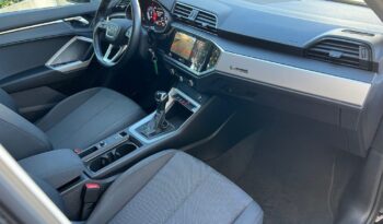 
									Audi Q3 2.0 TDI 150 S tronic S line edition .								