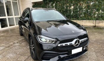 
									Mercedes-Benz GLA 200d Automatic 4Matic Premium .								