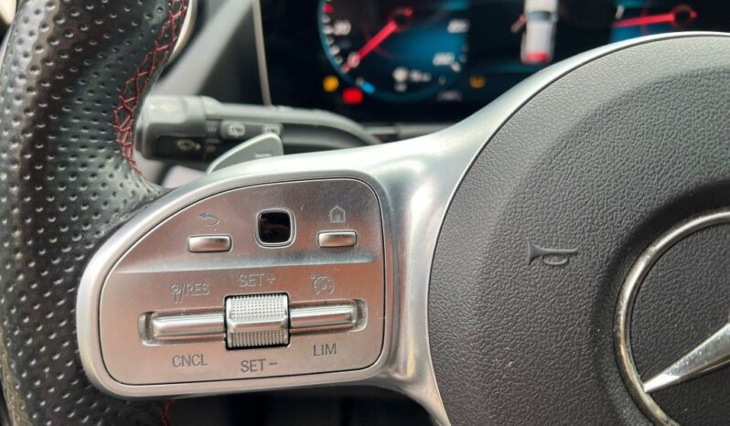 
								Mercedes-Benz GLA 200d Automatic 4Matic Premium .									