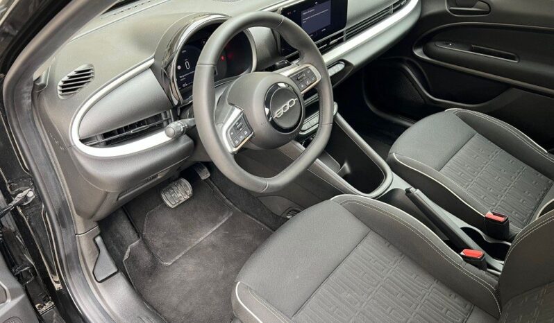 
								Fiat 600 Hybrid 100 CV DCT MHEV .									