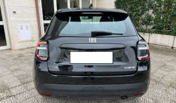 
									Fiat 600 Hybrid 100 CV DCT MHEV .								