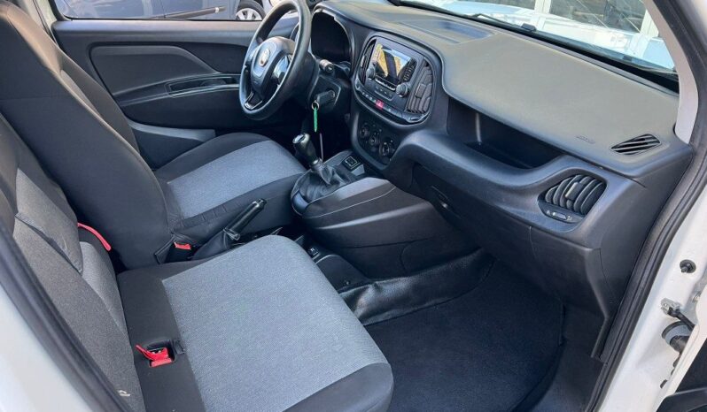 
								Fiat Doblò 1.3 MJT PC-TN Cargo Lamierato SX 3 Posti .									