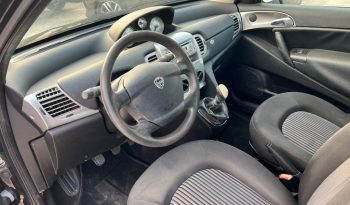 Lancia Ypsilon 1.2 .