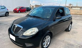 Lancia Ypsilon 1.2 .