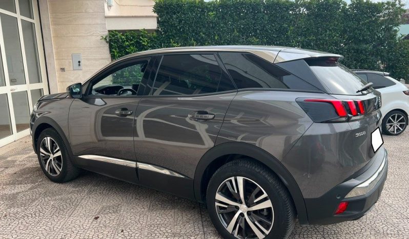 
 Peugeot 3008 BlueHDi 130 S&S EAT8 Allure .									