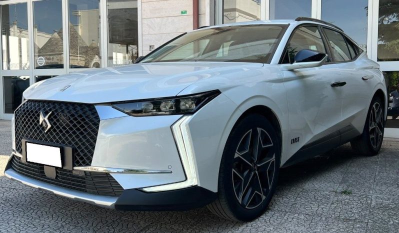 
 DS4 BlueHDi 130 aut. Cross Trocadero .									