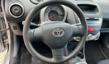Toyota Aygo 1.0 12V 5 porte AUTO .
