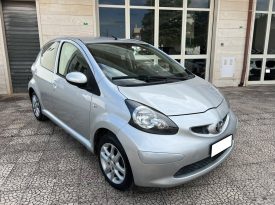 Toyota Aygo 1.0 12V 5 porte AUTO