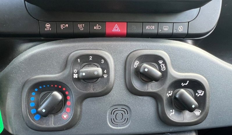 
 Fiat Panda 1.0 FireFly S&S Hybrid .									