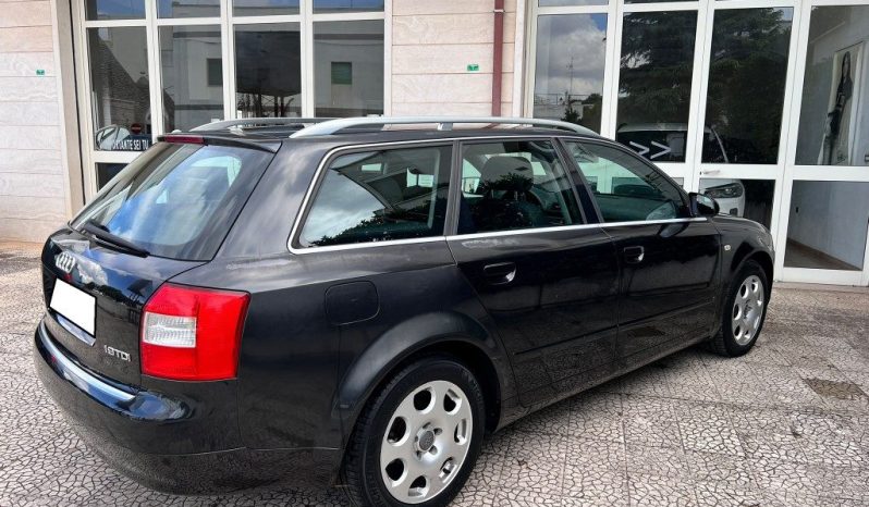 
 Audi A4 1.9 TDI/130 CV cat Avant .									