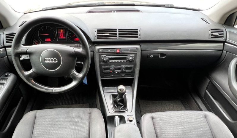 
 Audi A4 1.9 TDI/130 CV cat Avant .									
