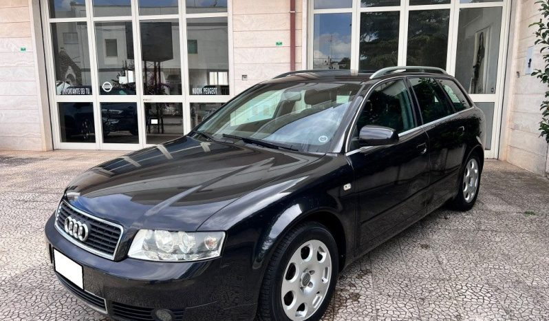 
 Audi A4 1.9 TDI/130 CV cat Avant .									
