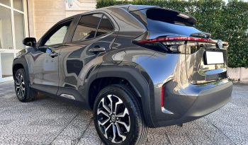 
 Toyota Yaris CROSS 1.5 Hybrid 116 5p. E-CVT Trend .								