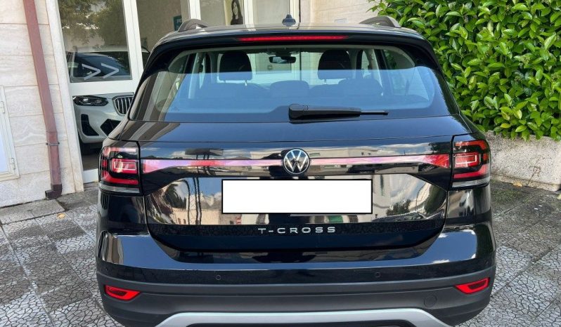 
 VOLKSWAGEN T-CROSS 1.0 TSI DSG 110 DIGITAL-COCKPIT .									