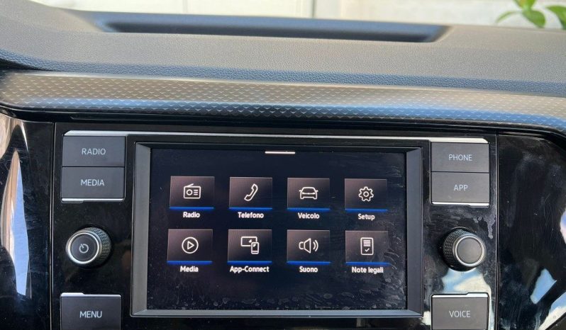 
 VOLKSWAGEN T-CROSS 1.0 TSI DSG 110 DIGITAL-COCKPIT .									
