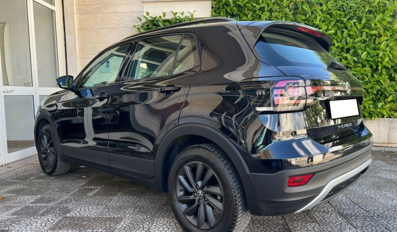 
 VOLKSWAGEN T-CROSS 1.0 TSI DSG 110 DIGITAL-COCKPIT .									