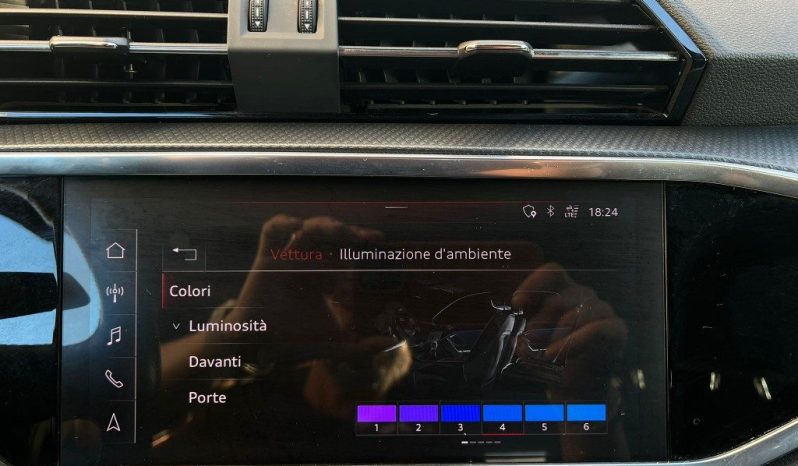 
 Audi Q3 SPB 2.0 TDI quattro S tronic S line edition .									