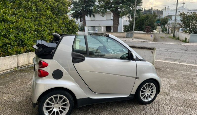
 SMART ForTwo 1000 52 kW cabrio .									
