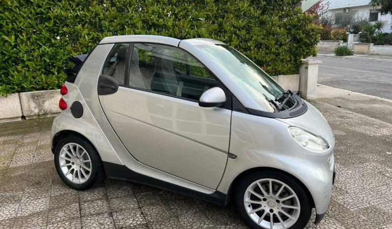 
 SMART ForTwo 1000 52 kW cabrio .									