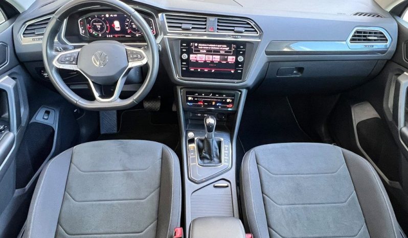 
 Volkswagen Tiguan 2.0 TDI 150 CV SCR DSG .									